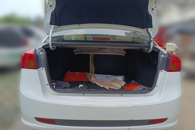 Used Buick Excelle 2013 1.5L Manual Classic Model Trunk