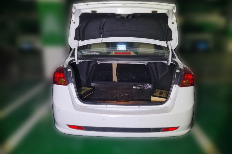 Used Buick Excelle 2013 1.5L Automatic Classic Model Trunk