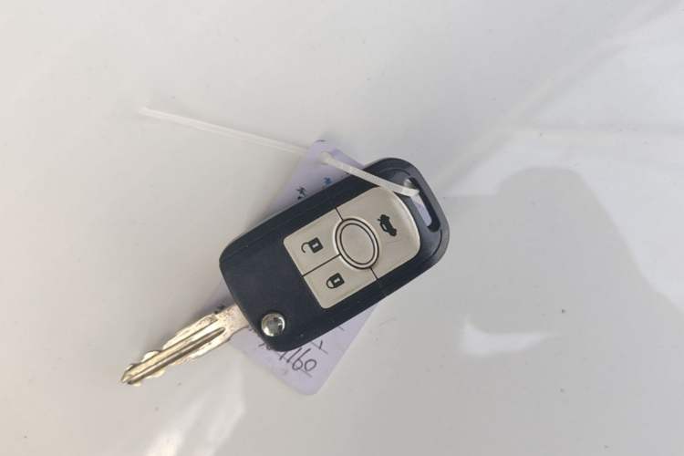 Used Buick Excelle 2013 1.5L Automatic Classic Model Vehicle Key