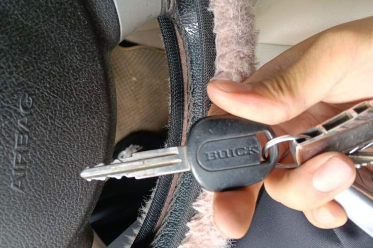 Used Buick Excelle 2013 1.5L Automatic Classic Model Vehicle Key