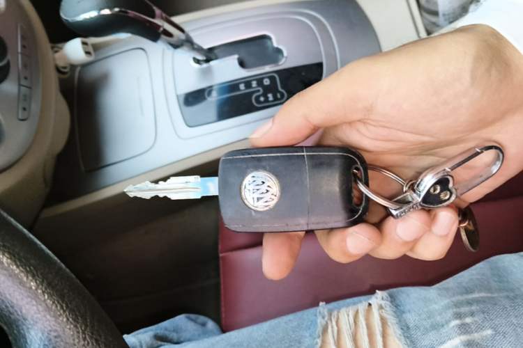 Used Buick Excelle 2013 1.5L Automatic Classic Model Vehicle Key
