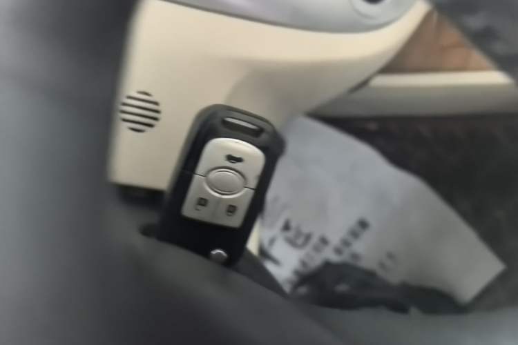 Used Buick Excelle 2013 1.5L Manual Luxury Model Vehicle Key