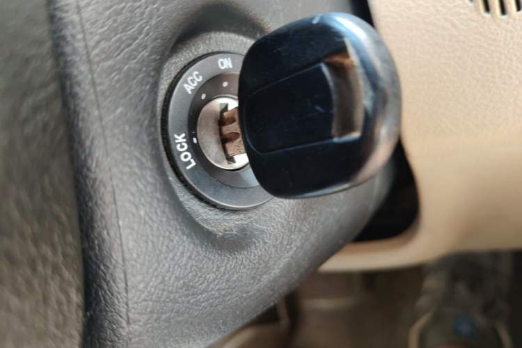 Used Buick Excelle 2013 1.5L Manual Classic Model Vehicle Key