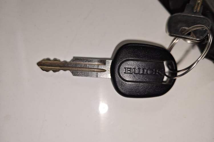 Used Buick Excelle 2013 1.5L Manual Classic Model Vehicle Key