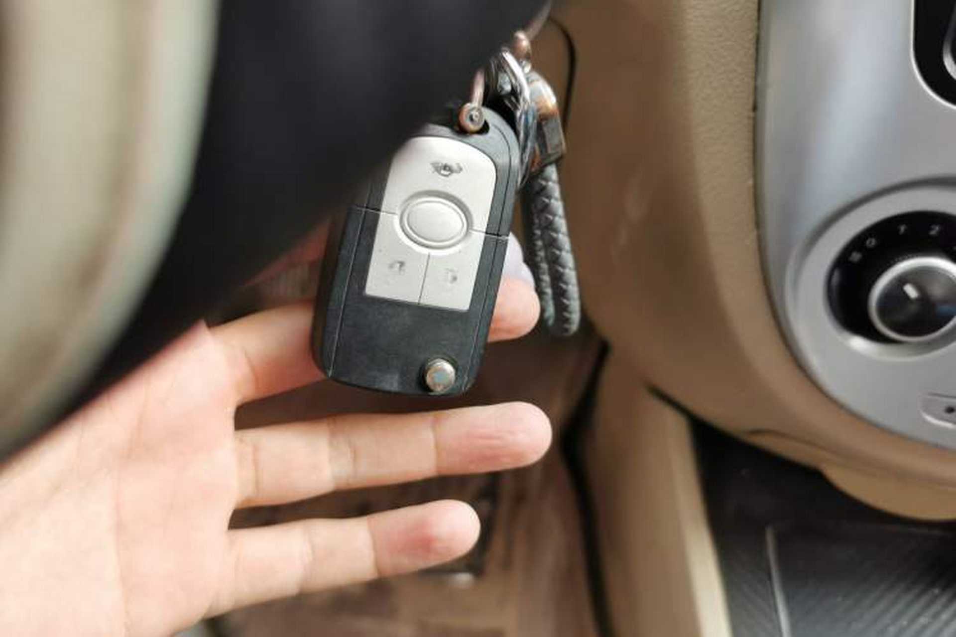 Used Buick Excelle 2013 1.5L Manual Classic Model Vehicle Key