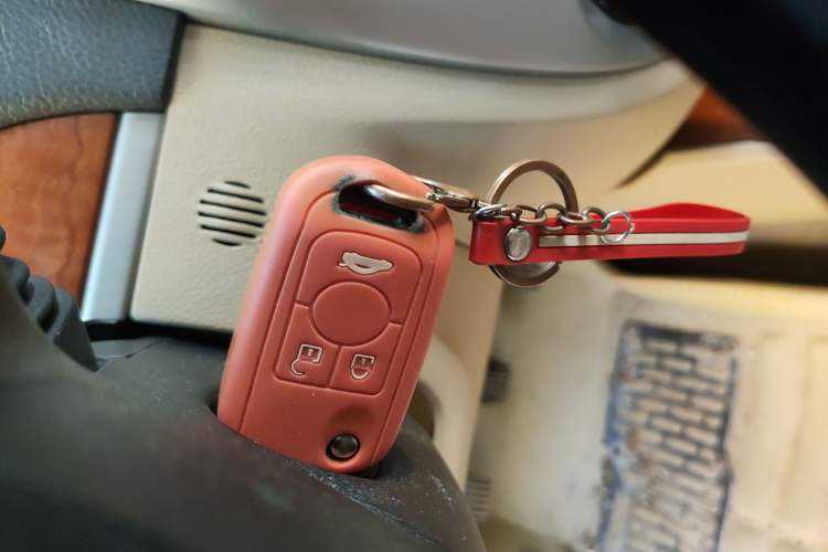 Used Buick Excelle 2013 1.5L Manual Luxury Model Vehicle Key