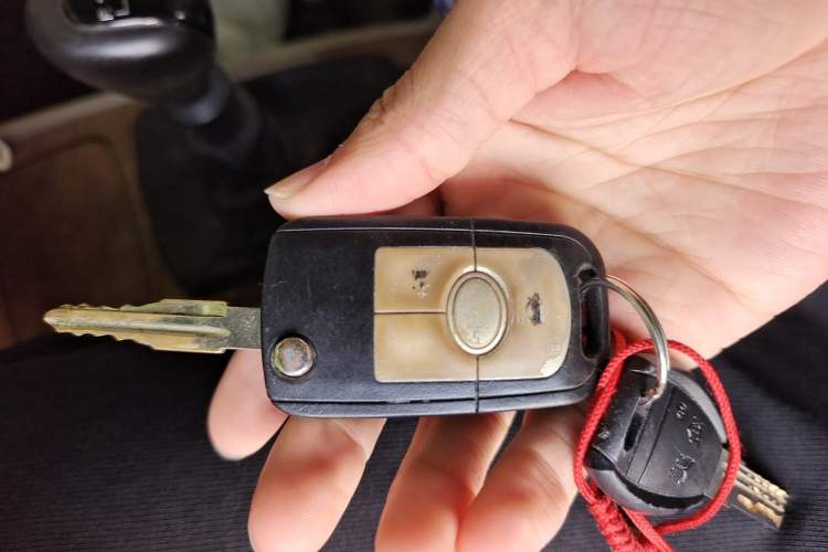 Used Buick Excelle 2013 1.5L Manual Classic Model Vehicle Key