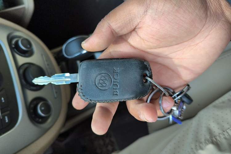 Used Buick Excelle 2013 1.5L Automatic Classic Model Vehicle Key
