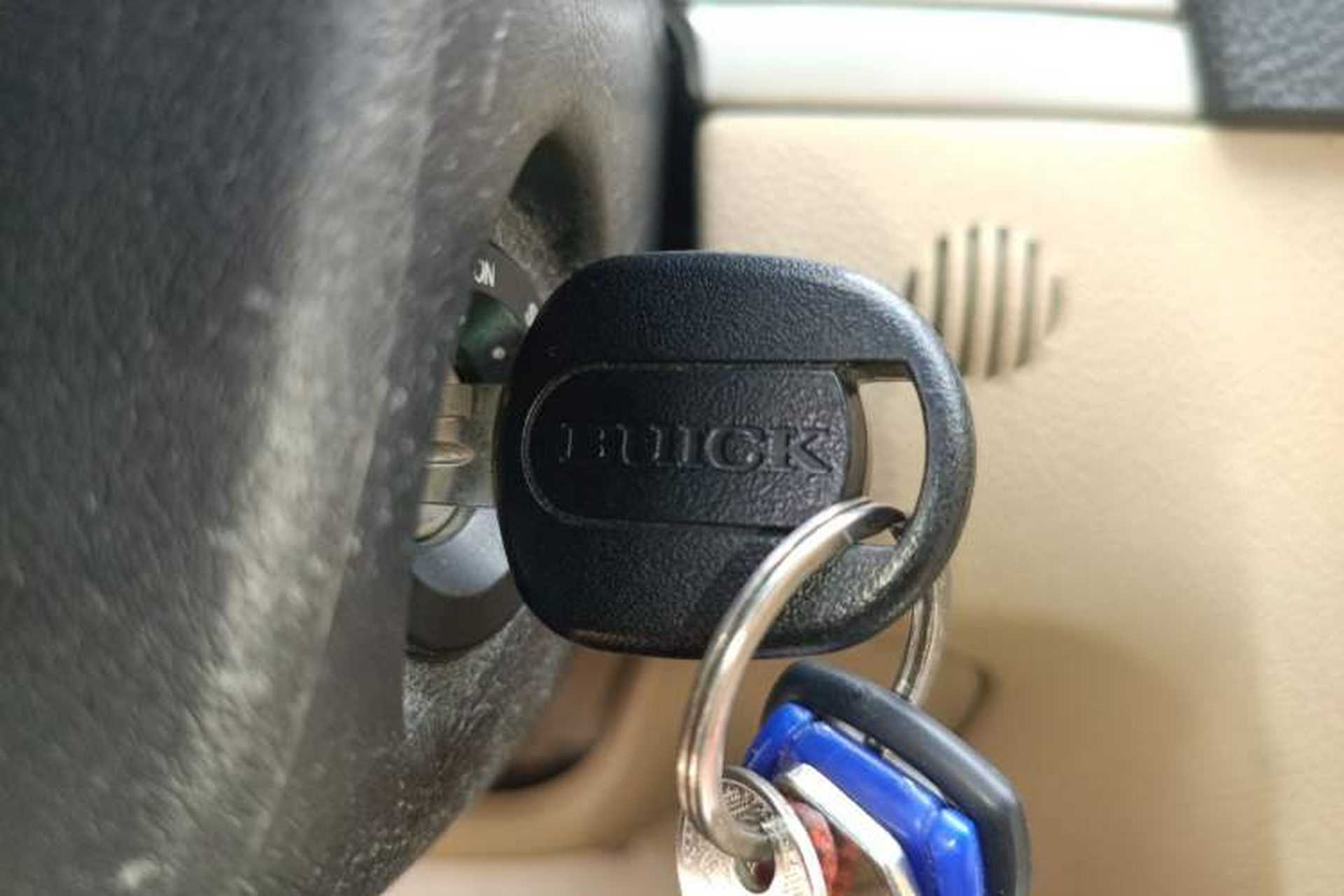 Used Buick Excelle 2013 1.5L Manual Classic Model Vehicle Key