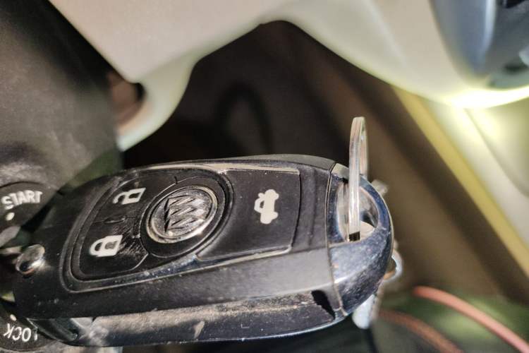 Used Buick Excelle 2013 1.5L Automatic Classic Model Vehicle Key