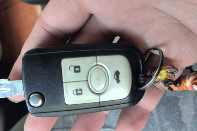 Used Buick Excelle 2013 1.5L Manual Luxury Model Vehicle Key