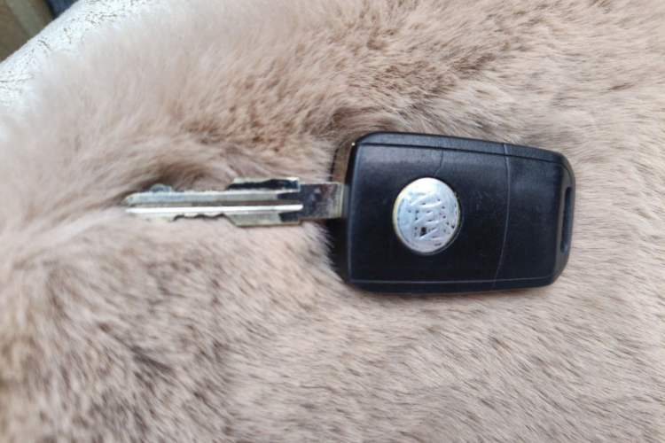 Used Buick Excelle 2013 1.5L Automatic Classic Model Vehicle Key