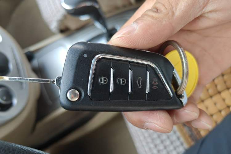 Used Buick Excelle 2013 1.5L Automatic Classic Model Vehicle Key