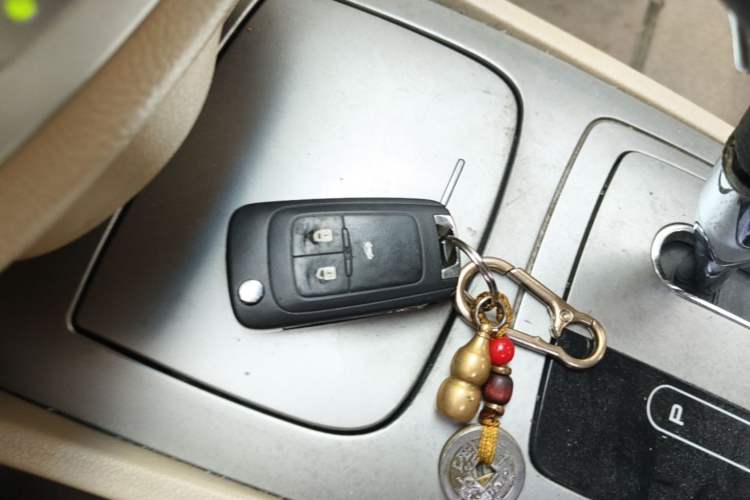 Used Buick Excelle 2013 1.5L Automatic Classic Model Vehicle Key