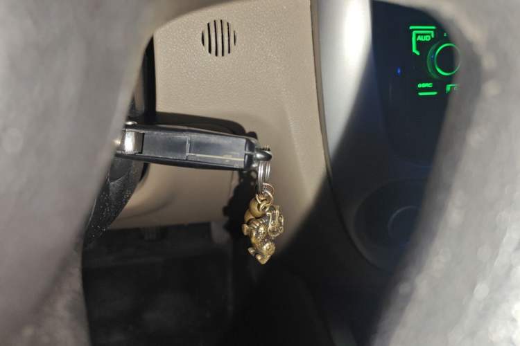 Used Buick Excelle 2013 1.5L Manual Classic Model Vehicle Key