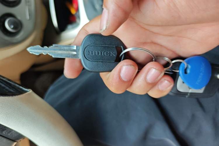 Used Buick Excelle 2013 1.5L Manual Classic Model Vehicle Key