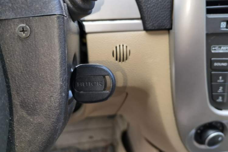 Used Buick Excelle 2013 1.5L Manual Classic Model Vehicle Key
