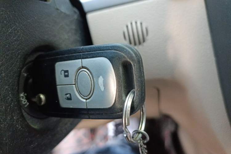 Used Buick Excelle 2013 1.5L Automatic Classic Model Vehicle Key