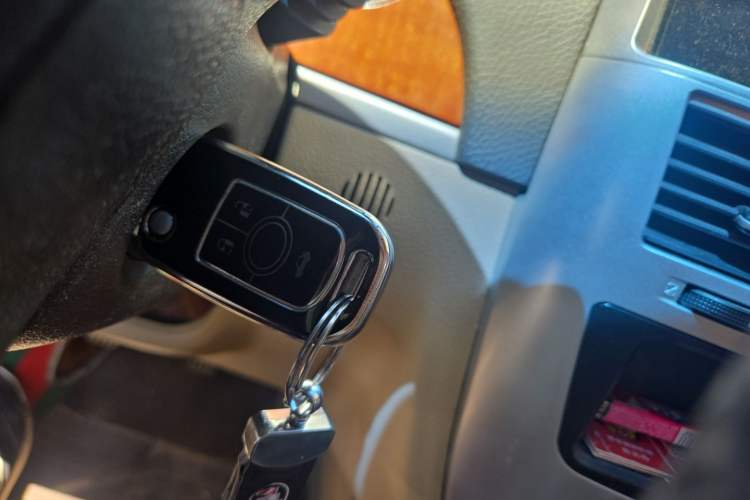 Used Buick Excelle 2013 1.5L Manual Luxury Model Vehicle Key