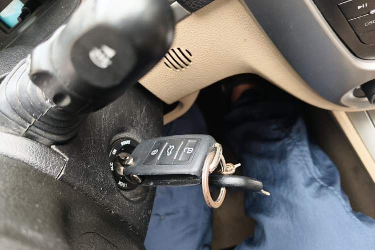 Used Buick Excelle 2013 1.5L Manual Classic Model Vehicle Key