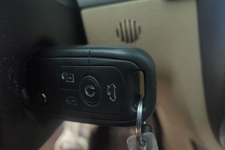 Used Buick Excelle 2013 1.5L Manual Classic Model Vehicle Key