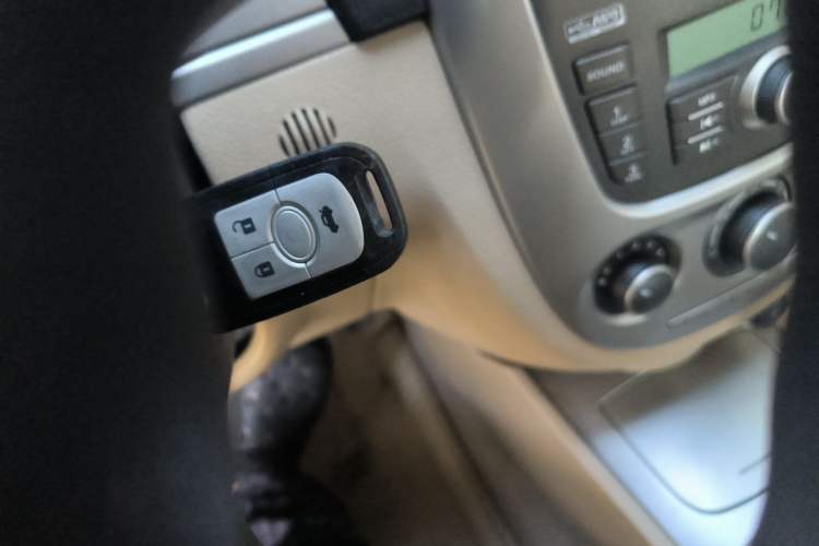 Used Buick Excelle 2013 1.5L Automatic Classic Model Vehicle Key