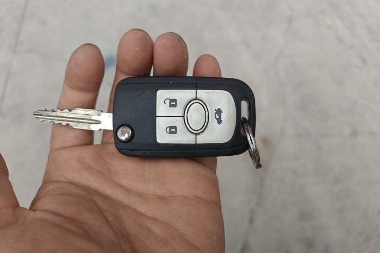 Used Buick Excelle 2013 1.5L Automatic Luxury Model Vehicle Key