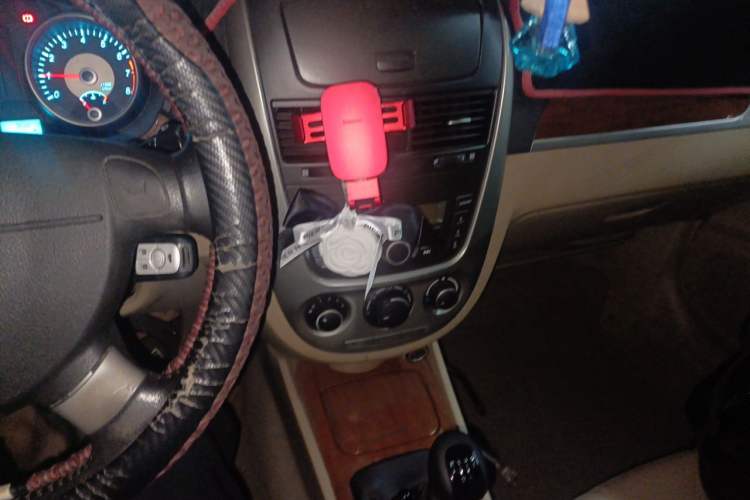 Used Buick Excelle 2013 1.5L Manual Luxury Model Audio And AC Panel
