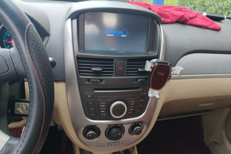 Used Buick Excelle 2013 1.5L Automatic Classic Model Audio And AC Panel