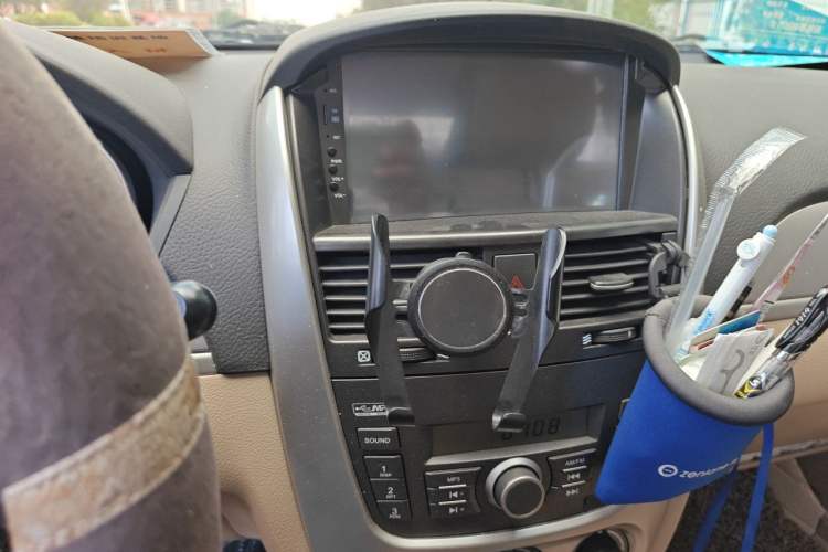 Used Buick Excelle 2013 1.5L Automatic Classic Model Audio And AC Panel