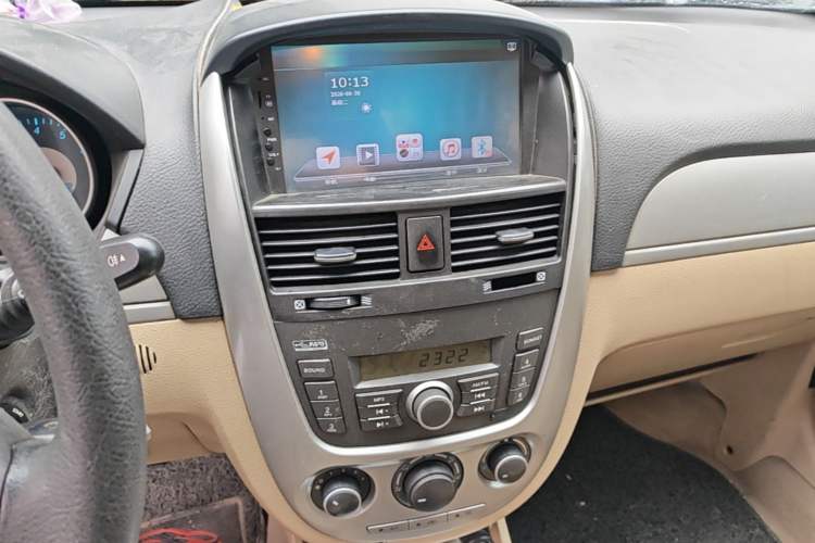 Used Buick Excelle 2013 1.5L Manual Classic Model Audio And AC Panel
