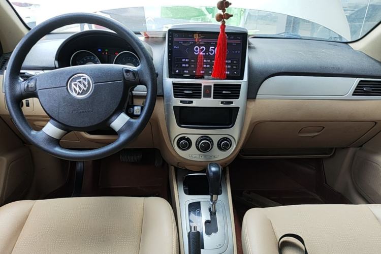 Used Buick Excelle 2013 1.5L Automatic Classic Model Center Console