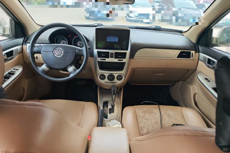 Used Buick Excelle 2013 1.5L Automatic Classic Model Center Console