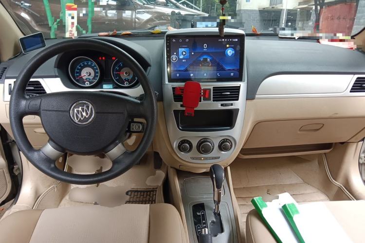 Used Buick Excelle 2013 1.5L Automatic Classic Model Center Console