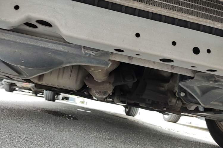 Used Buick Excelle 2013 1.5L Automatic Classic Model Chassis Front