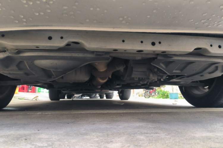Used Buick Excelle 2013 1.5L Automatic Luxury Model Chassis Front