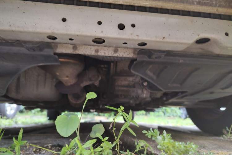Used Buick Excelle 2013 1.5L Automatic Classic Model Chassis Front
