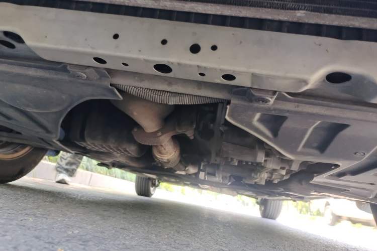 Used Buick Excelle 2013 1.5L Automatic Classic Model Chassis Front