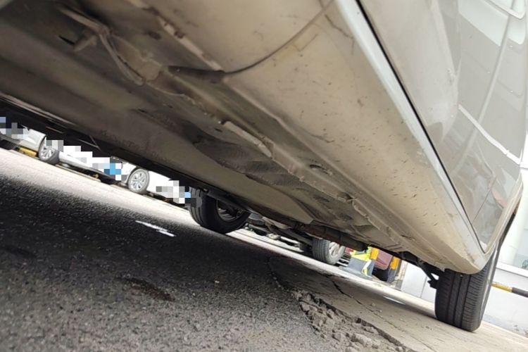 Used Buick Excelle 2013 1.5L Automatic Classic Model Chassis Front Left