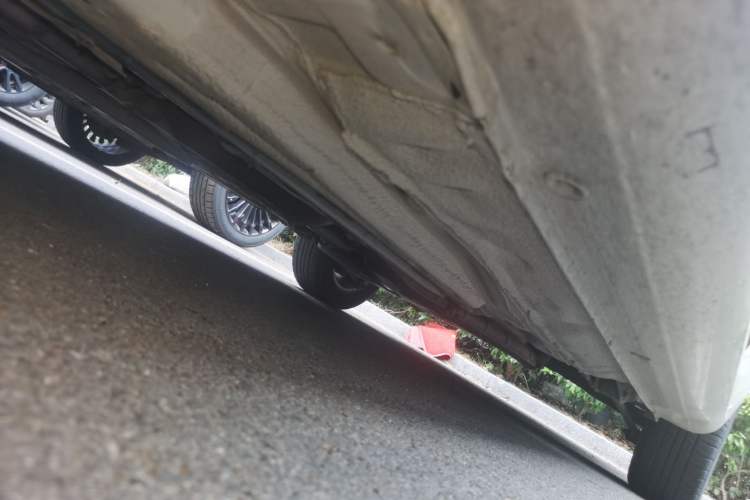 Used Buick Excelle 2013 1.5L Manual Classic Model Chassis Front Left