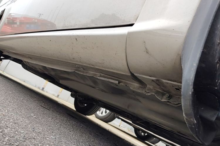 Used Buick Excelle 2013 1.5L Automatic Classic Model Chassis Front Right