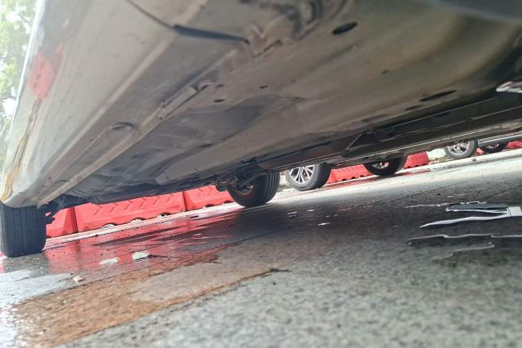 Used Buick Excelle 2013 1.5L Automatic Classic Model Chassis Front Right