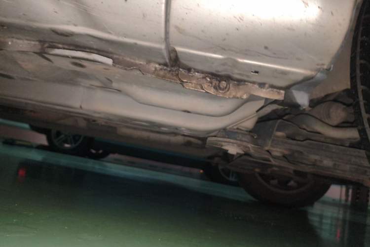 Used Buick Excelle 2013 1.5L Manual Luxury Model Chassis Front Right