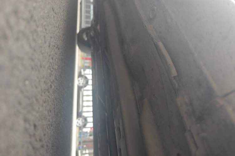 Used Buick Excelle 2013 1.5L Manual Luxury Model Chassis Front Right