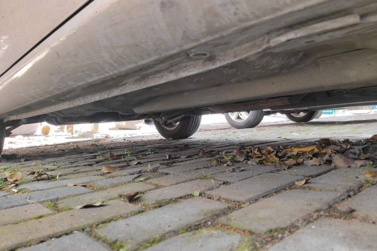 Used Buick Excelle 2013 1.5L Automatic Classic Model Chassis Front Right