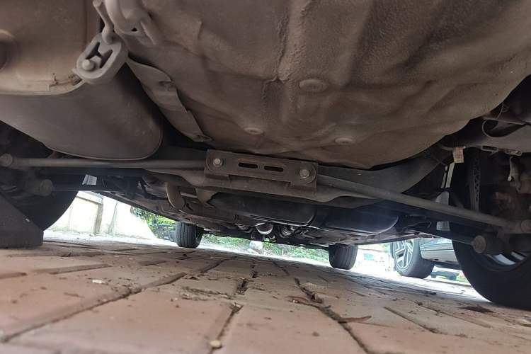 Used Buick Excelle 2013 1.5L Manual Classic Model Chassis Rear