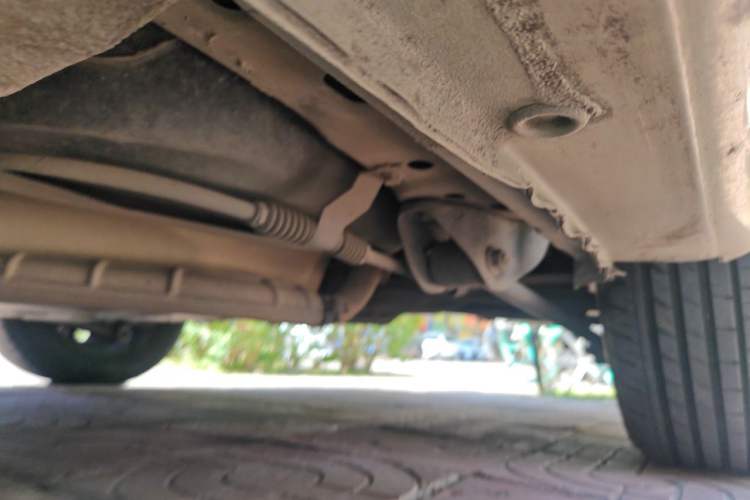 Used Buick Excelle 2013 1.5L Manual Classic Model Chassis Rear Left