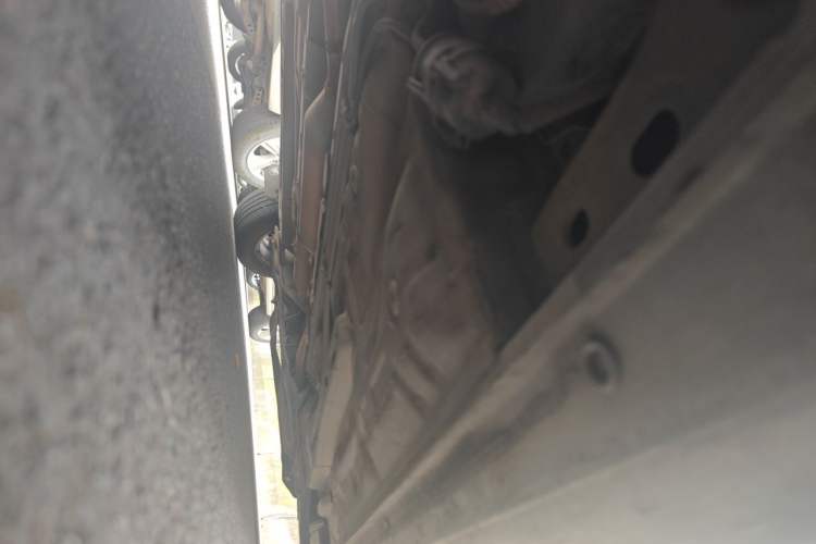 Used Buick Excelle 2013 1.5L Manual Luxury Model Chassis Rear Right
