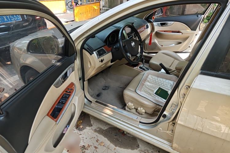 Used Buick Excelle 2013 1.5L Automatic Luxury Model Driver Seat