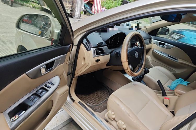 Used Buick Excelle 2013 1.5L Manual Classic Model Driver Seat